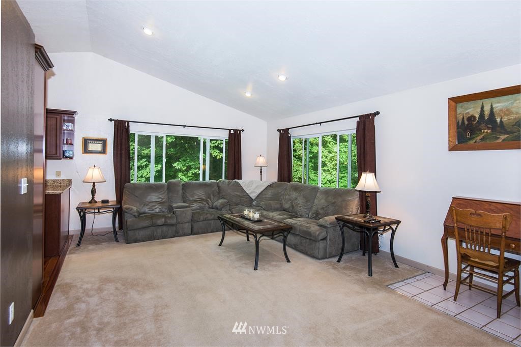 3130 Rocky Point Road Northwest Bremerton, WA 98312 - Photo 6 of 18 Gallery Image 6