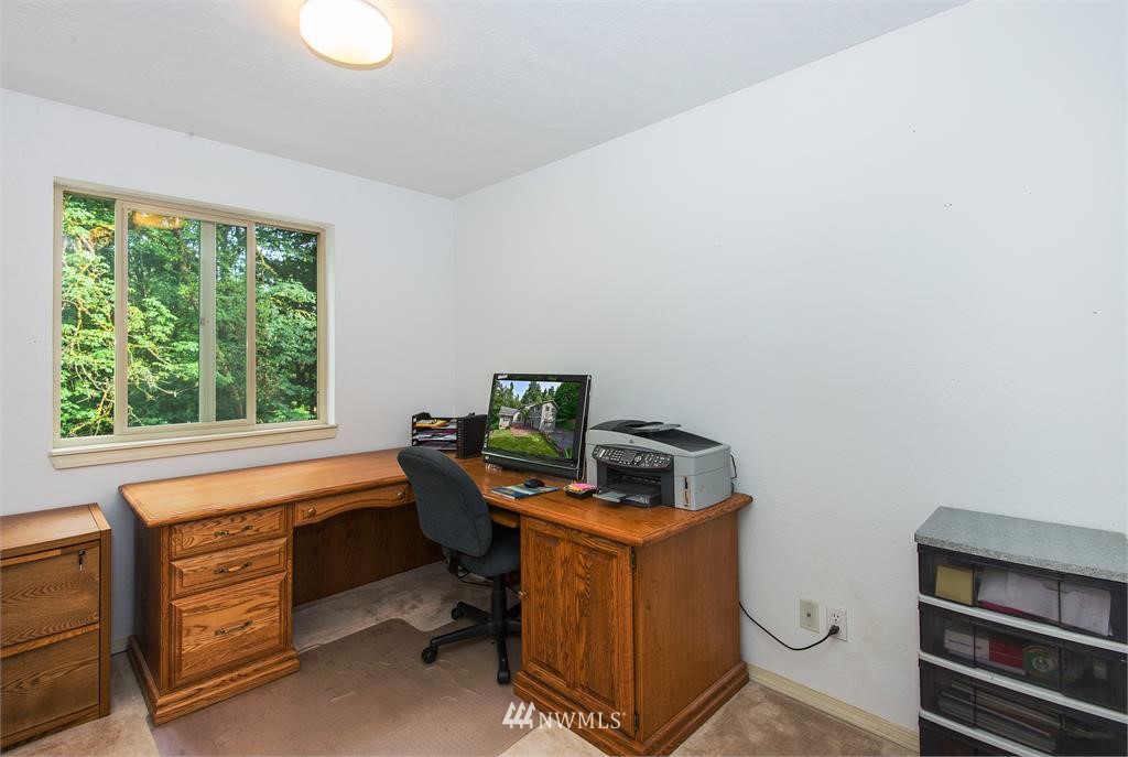3130 Rocky Point Road Northwest Bremerton, WA 98312 - Photo 7 of 18 Gallery Image 7