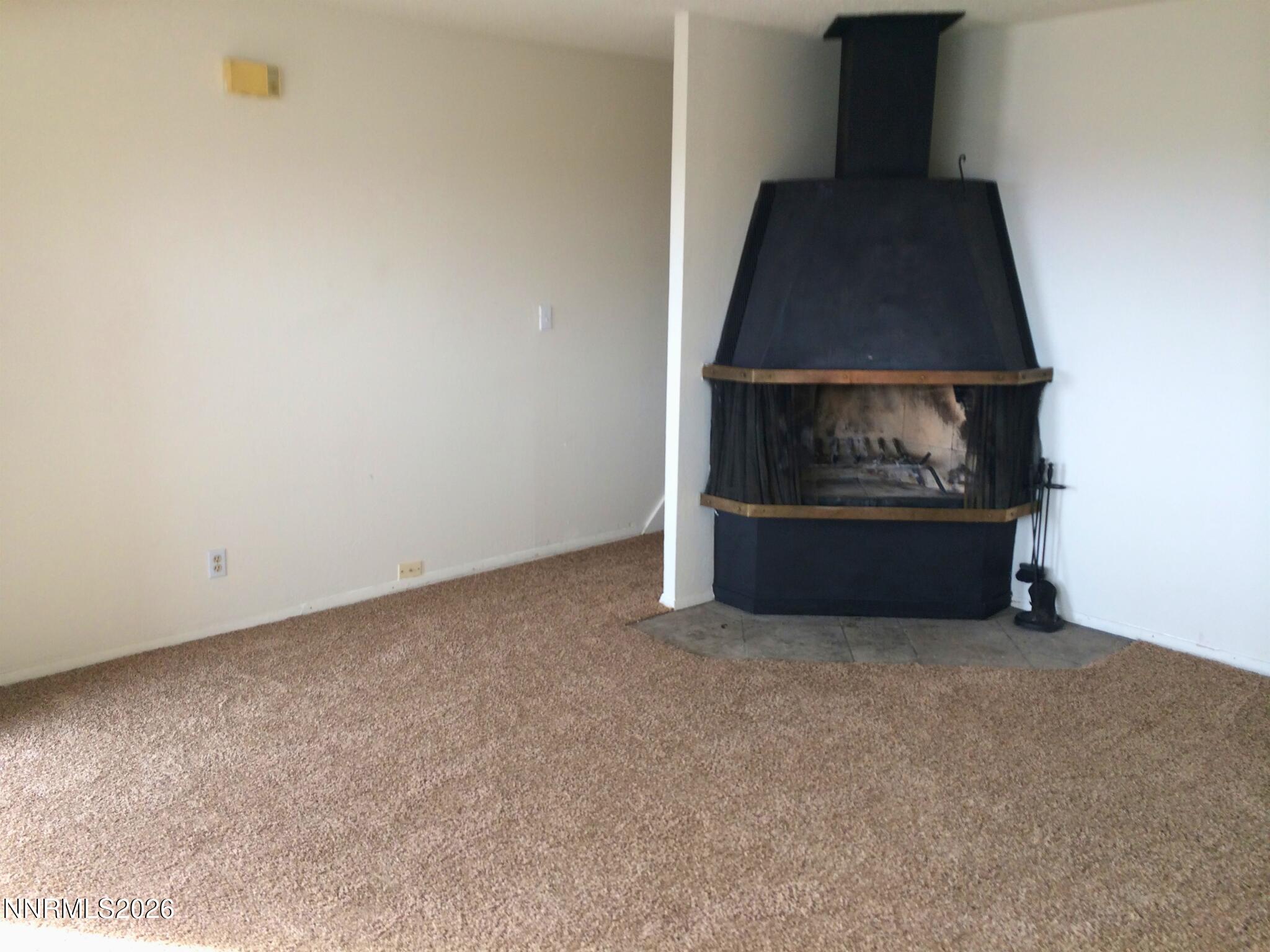 3281 Gypsum Road Reno, NV 89503 - Photo 4 of 10 Untitled design - 2026-09-23T135302.260