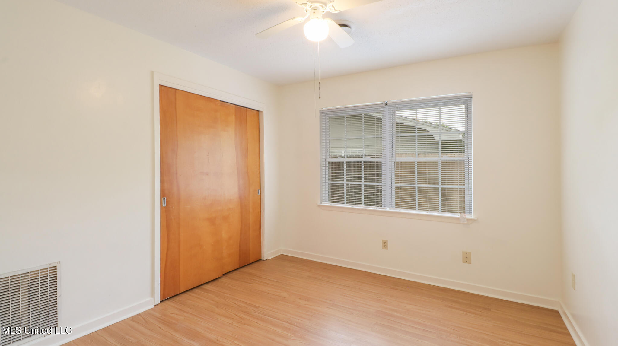 2259 Old Popp's Ferry Road Biloxi, MS 39532 - Photo 16 of 26 Popps Ferry-48025
