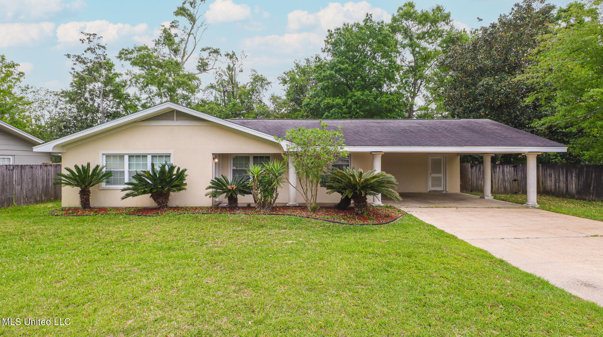 2259 Old Popp's Ferry Road Biloxi, MS 39532 - Photo 2 of 26 Popps Ferry-48000-2
