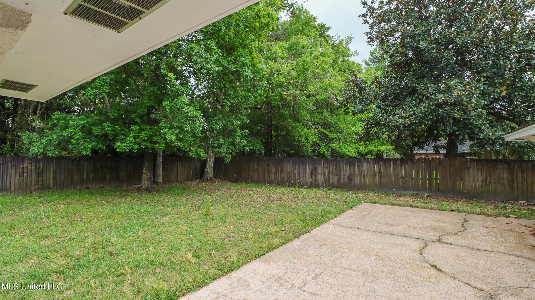 2259 Old Popp's Ferry Road Biloxi, MS 39532 - Photo 4 of 26 Popps Ferry-48002