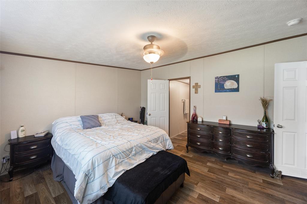 514 Blue Sky Court Springtown, TX 76082 - Photo 26 of 40
