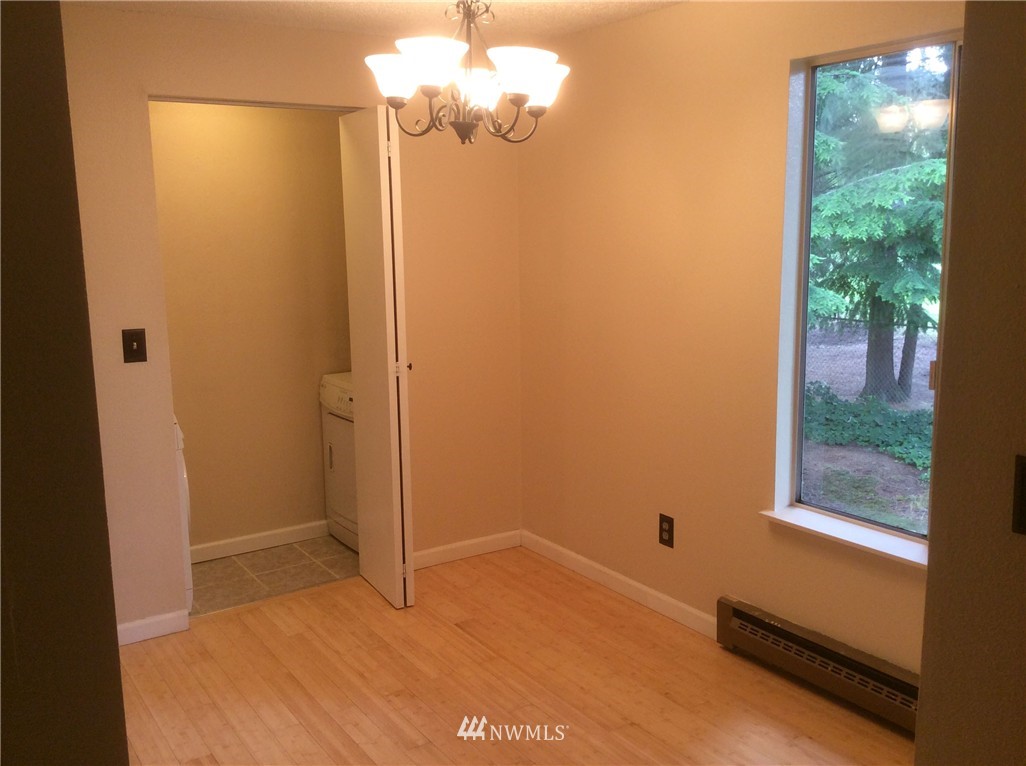 17519 149th Avenue Southeast Renton, WA 98058 - Photo 12 of 16 Gallery Image 12