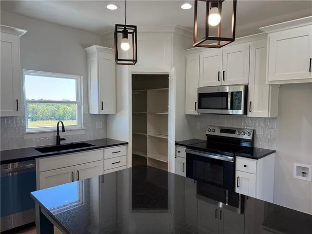 $394,000 | 1329 North Holland Drive, Independence, MO 64056