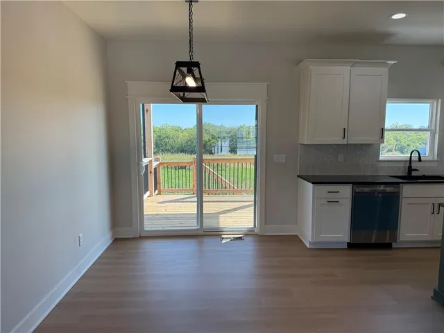 $394,000 | 1329 North Holland Drive, Independence, MO 64056