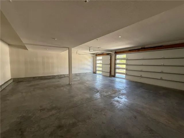 $394,000 | 1329 North Holland Drive, Independence, MO 64056