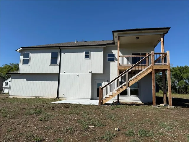 $394,000 | 1329 North Holland Drive, Independence, MO 64056