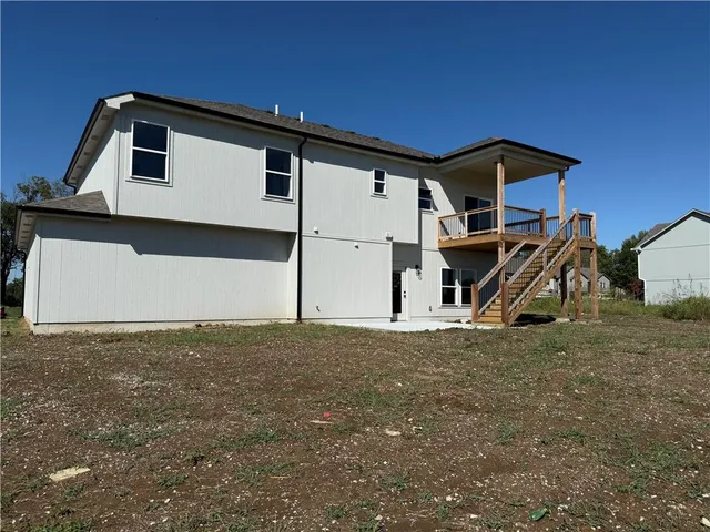 $394,000 | 1329 North Holland Drive, Independence, MO 64056