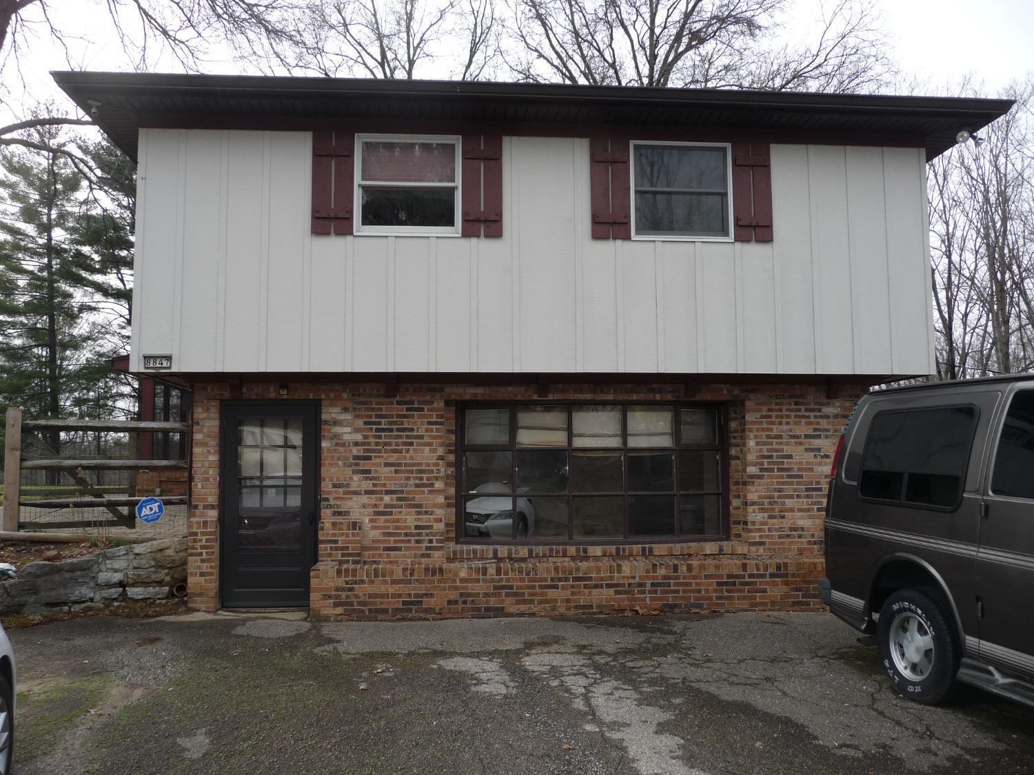 8847 Livingston Road Cincinnati, OH 45251 - Photo 21 of 34 Gallery Image 21