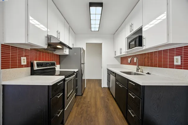$450,000 | 1321 Webster Street, Unit D303, Alameda, CA 94501