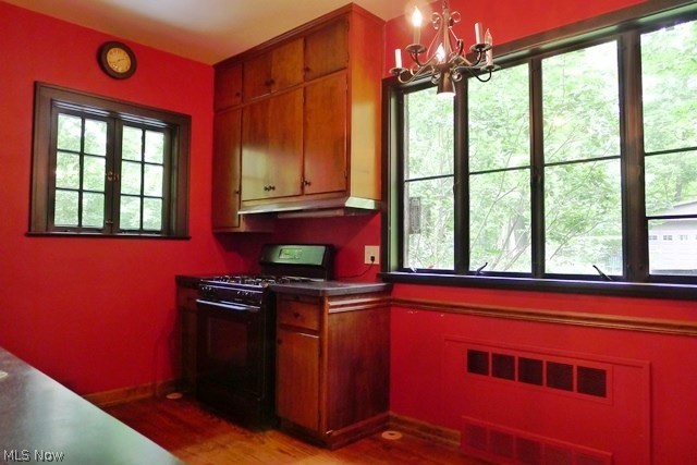 2573 Guilford Road Cleveland, OH 44118 - Photo 9 of 24 Gallery Image 9