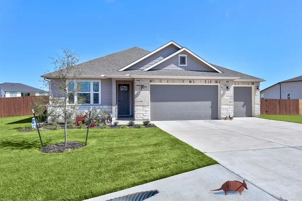 $2,400 | 191 Silverton Lane, Cedar Creek, TX 78612