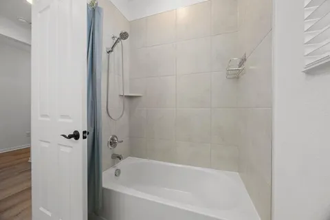 $2,200 | 191 Silverton Lane, Cedar Creek, TX 78612