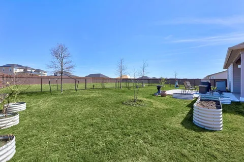 $2,200 | 191 Silverton Lane, Cedar Creek, TX 78612