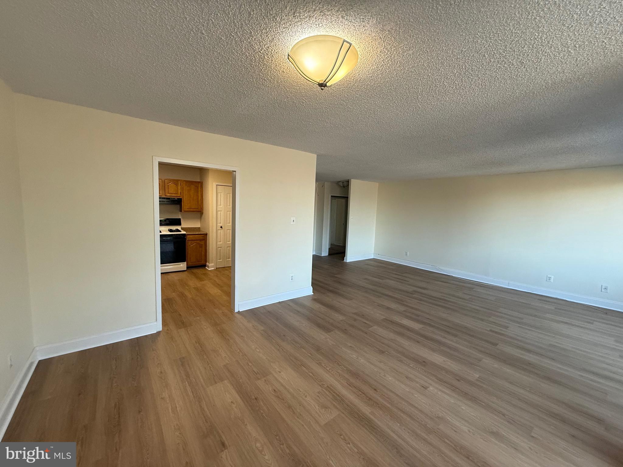 5225 Pooks Hill Road, Unit 724N Bethesda, MD 20814 - Photo 2 of 28