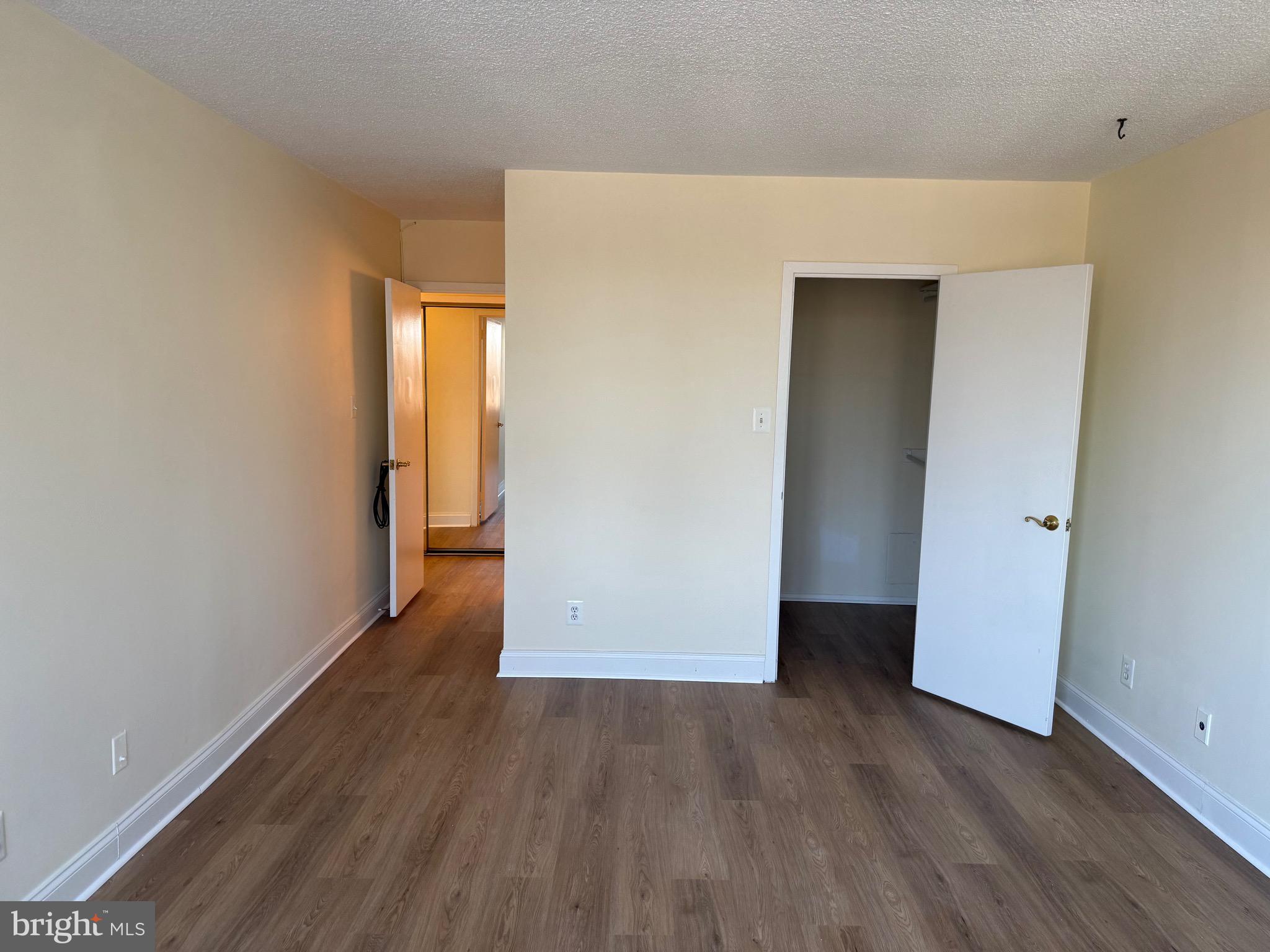 5225 Pooks Hill Road, Unit 724N Bethesda, MD 20814 - Photo 5 of 28