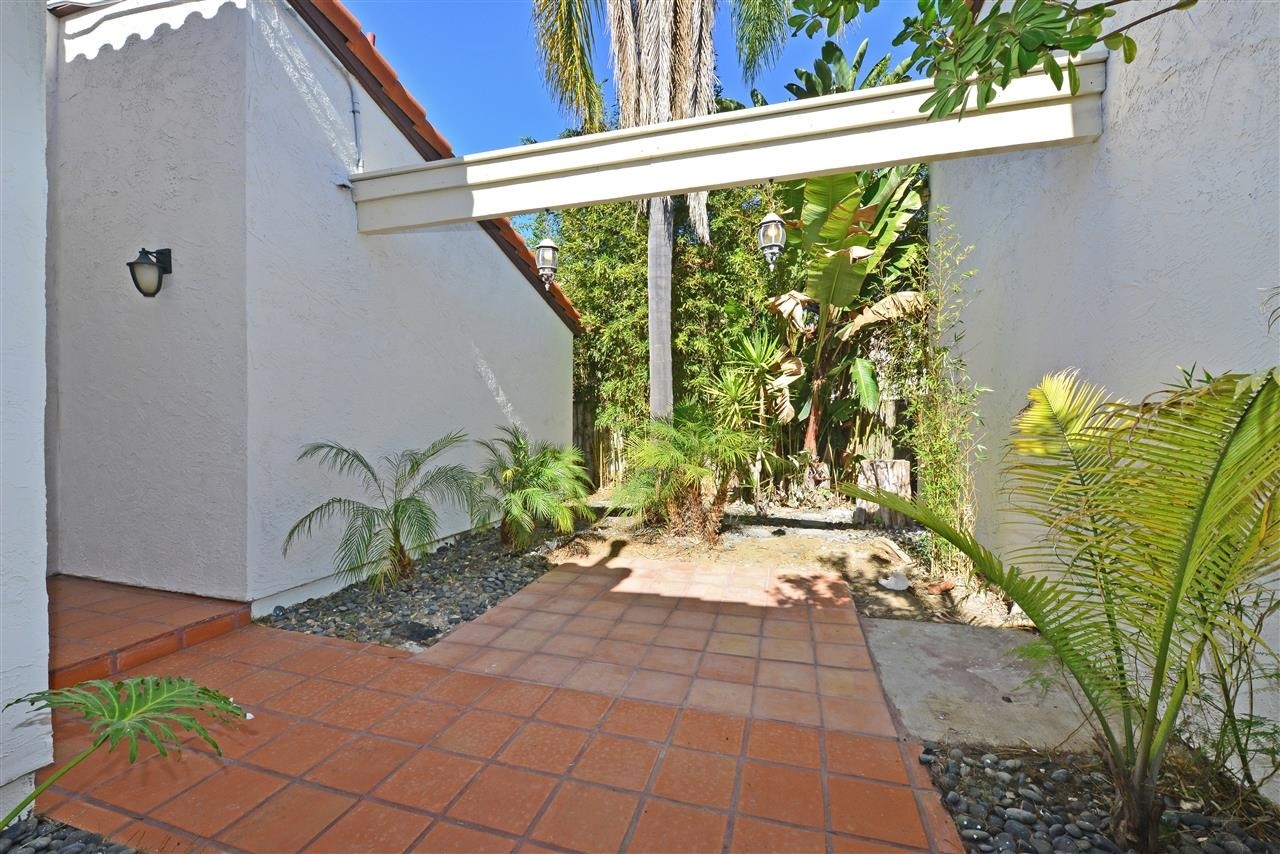 13932 Mango Drive Del Mar, CA 92014 - Photo 24 of 25