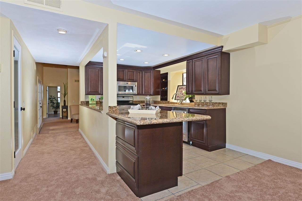 13932 Mango Drive Del Mar, CA 92014 - Photo 10 of 25