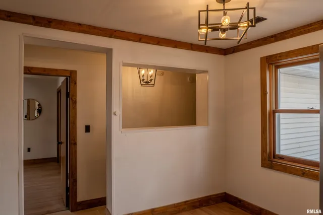 $2,099 | 2060 North Morton Avenue, Morton, IL 61550