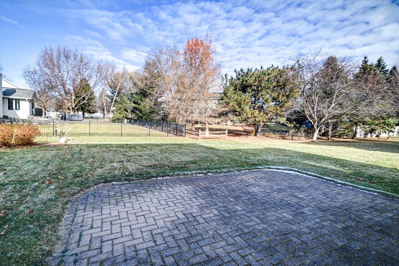 5 Norwalk Circle Madison, WI 53717 - Photo 3 of 45