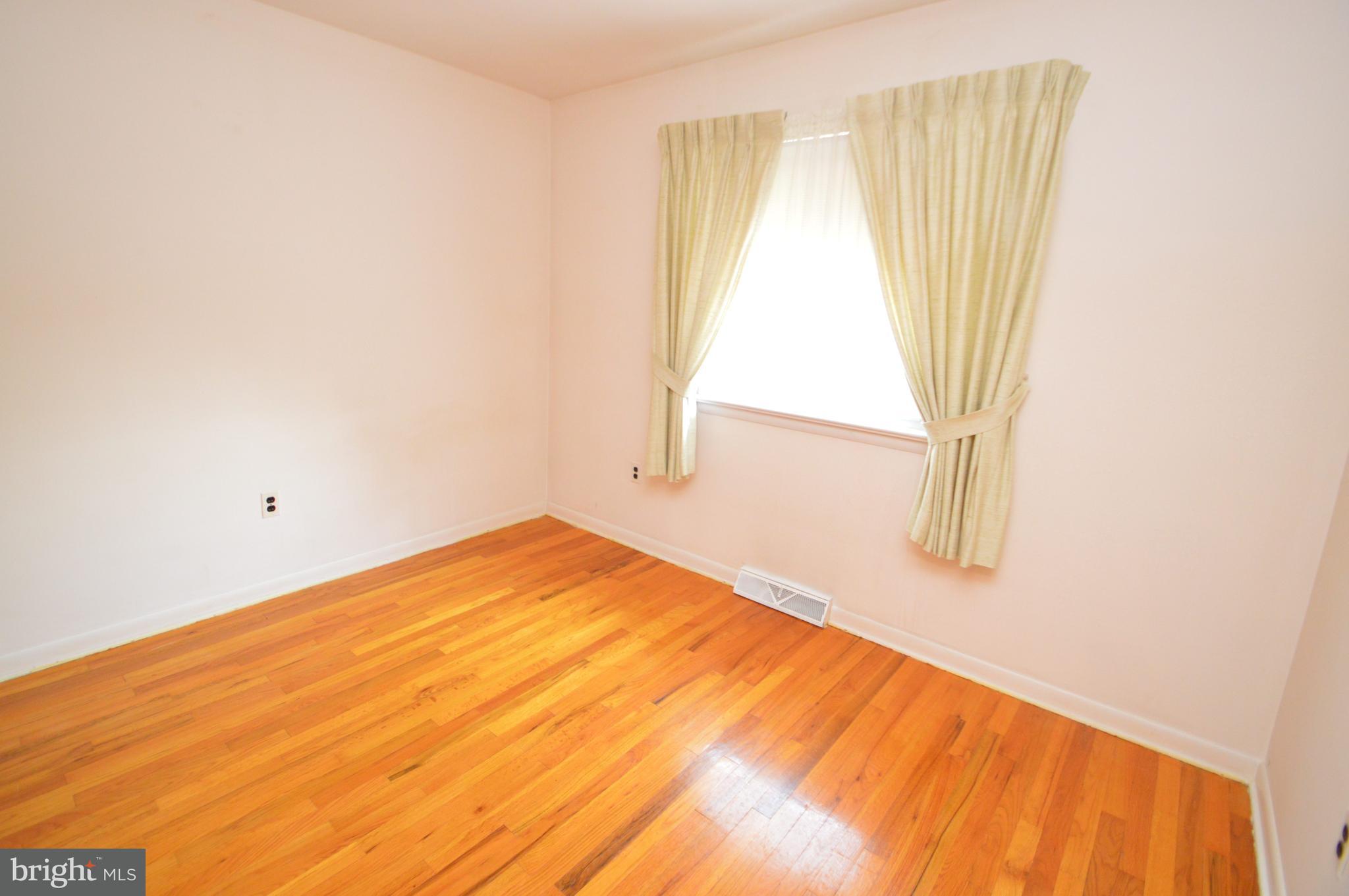 505 Spring Avenue Lititz, PA 17543 - Photo 11 of 18