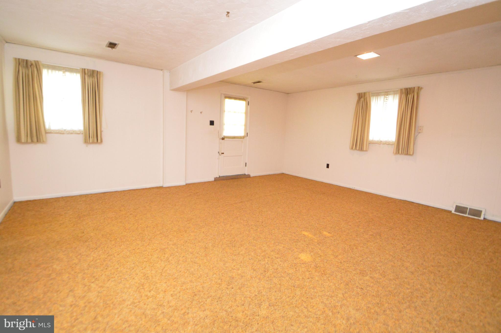 505 Spring Avenue Lititz, PA 17543 - Photo 13 of 18