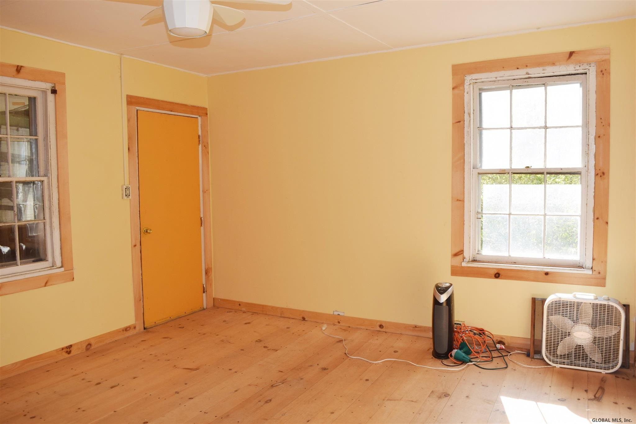 169 10th Street Troy, NY 12180 - Photo 12 of 18 Photo 12