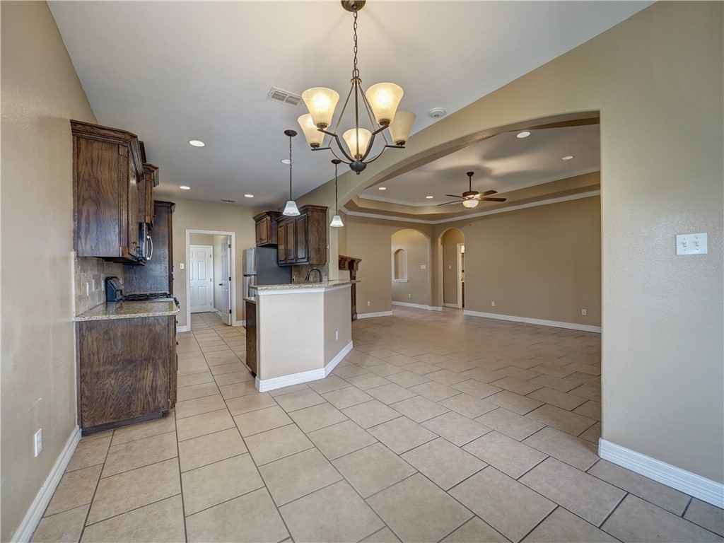 1125 Fallow Lane Corpus Christi, TX 78418 - Photo 9 of 32 Dining Area
