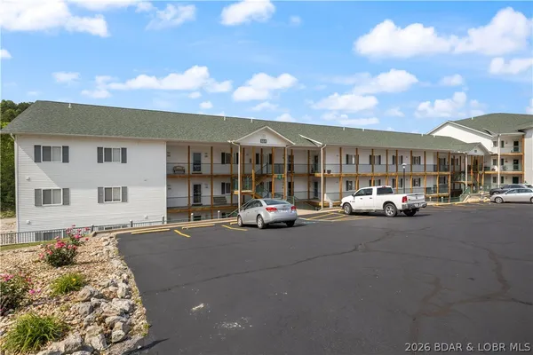 $360,000 | 464 Cedar Heights Drive, Unit 1F, Camdenton, MO 65020
