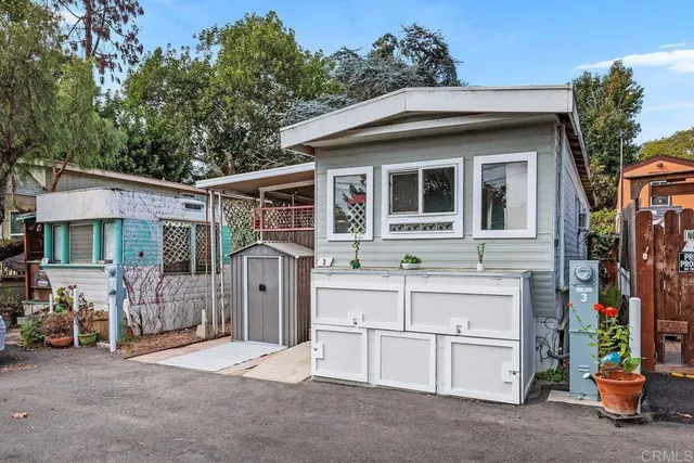 $229,000 | 523 North Vulcan Avenue, Unit 3, Encinitas, CA 92024