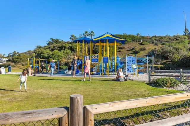 $229,000 | 523 North Vulcan Avenue, Unit 3, Encinitas, CA 92024