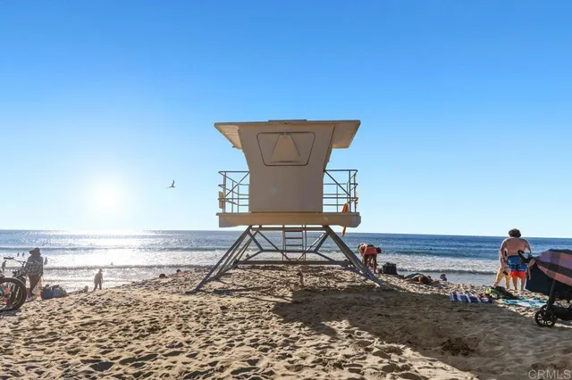 $229,000 | 523 North Vulcan Avenue, Unit 3, Encinitas, CA 92024