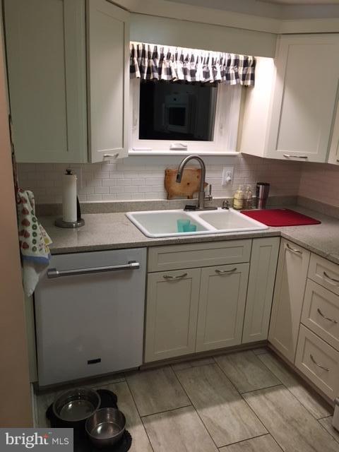 82 Harvey Road Harpers Ferry, WV 25425 - Photo 7 of 10 Kitchen