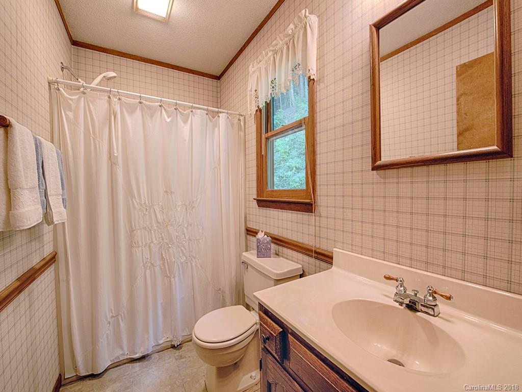 90 Laurel Ridge Road, Unit 4 & 5 Canton, NC 28716 - Photo 10 of 20