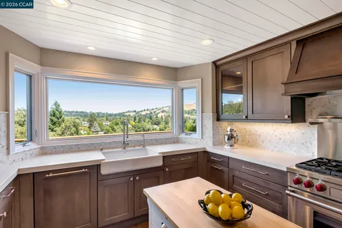 $2,300,000 | 1825 St Andrews Drive, Moraga, CA 94556
