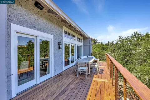$2,300,000 | 1825 St Andrews Drive, Moraga, CA 94556