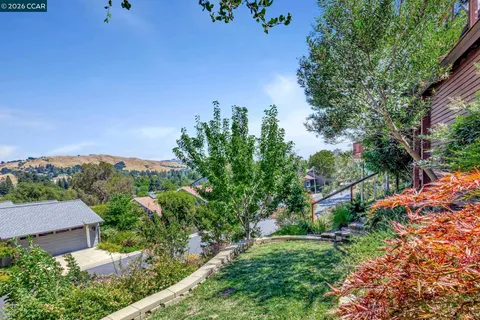 $2,300,000 | 1825 St Andrews Drive, Moraga, CA 94556