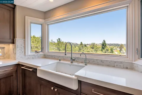 $2,300,000 | 1825 St Andrews Drive, Moraga, CA 94556
