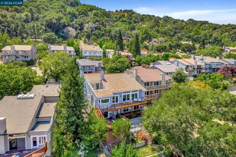 $2,300,000 | 1825 St Andrews Drive, Moraga, CA 94556