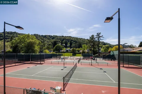 $2,300,000 | 1825 St Andrews Drive, Moraga, CA 94556