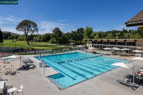 $2,300,000 | 1825 St Andrews Drive, Moraga, CA 94556