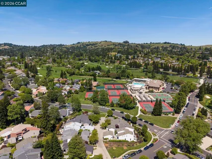 $2,300,000 | 1825 St Andrews Drive, Moraga, CA 94556