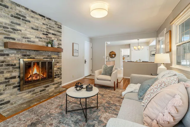 $539,900 | 14625 Club Drive, Elm Grove, WI 53122