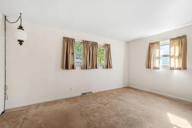 $258,000 | 1950 Catalina Avenue, Jackson, MI 49201