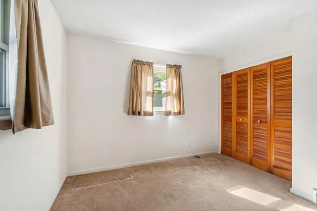 $258,000 | 1950 Catalina Avenue, Jackson, MI 49201