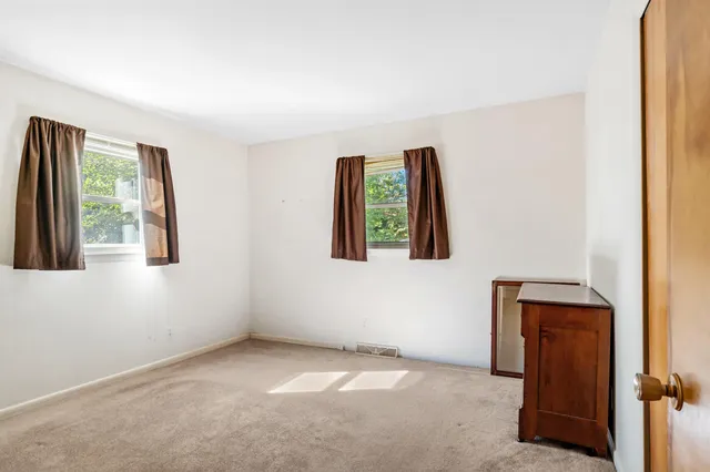 $258,000 | 1950 Catalina Avenue, Jackson, MI 49201