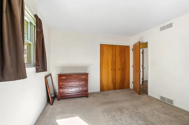 $258,000 | 1950 Catalina Avenue, Jackson, MI 49201