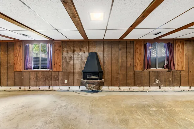 $258,000 | 1950 Catalina Avenue, Jackson, MI 49201