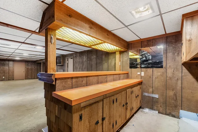 $258,000 | 1950 Catalina Avenue, Jackson, MI 49201